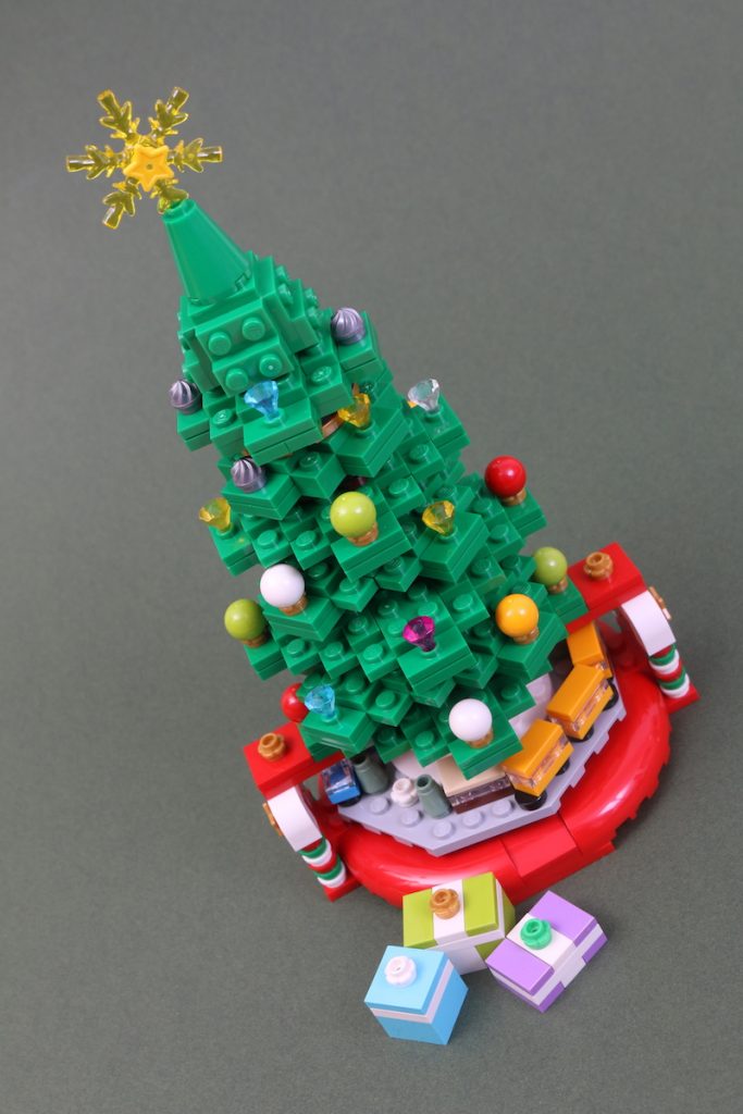 40338 Christmas Tree review Black Friday Brick Friday 6 683x1024