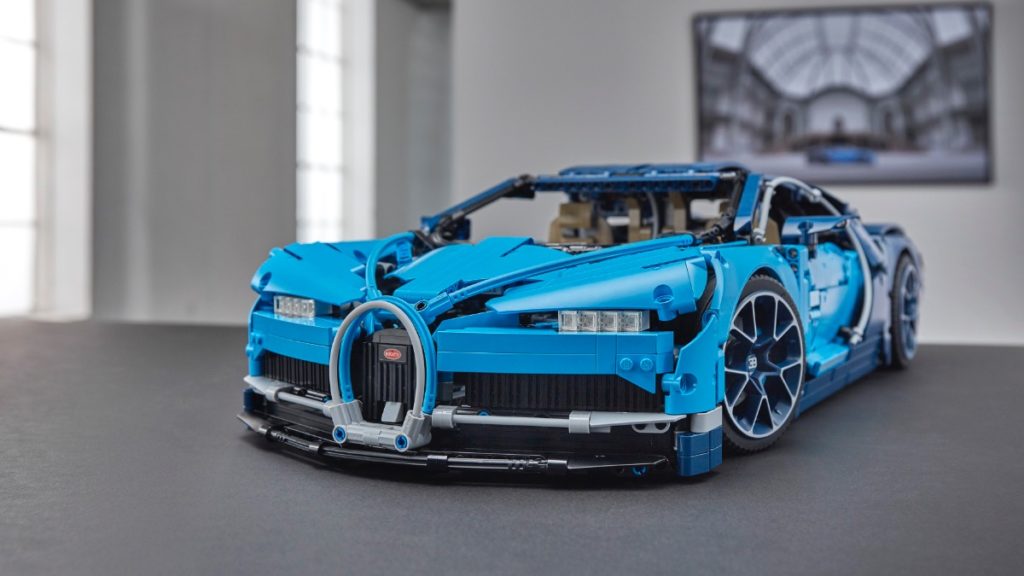 LEGO Technic 42083 Bugatti Chiron featured resized 1024x576