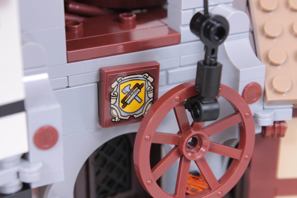 LEGO Icons 10332 Medieval Town Square review 78 1024x683