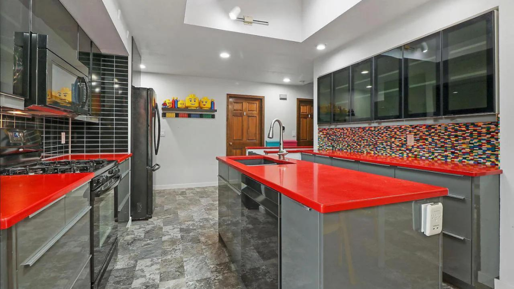 LEGO kitchen 1024x576